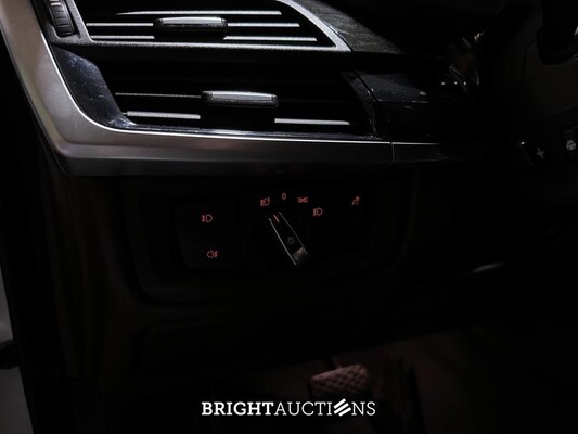 BMW X5 xDrive50i 4.4 V8 High Executive 449pk 2014, J-094-RR