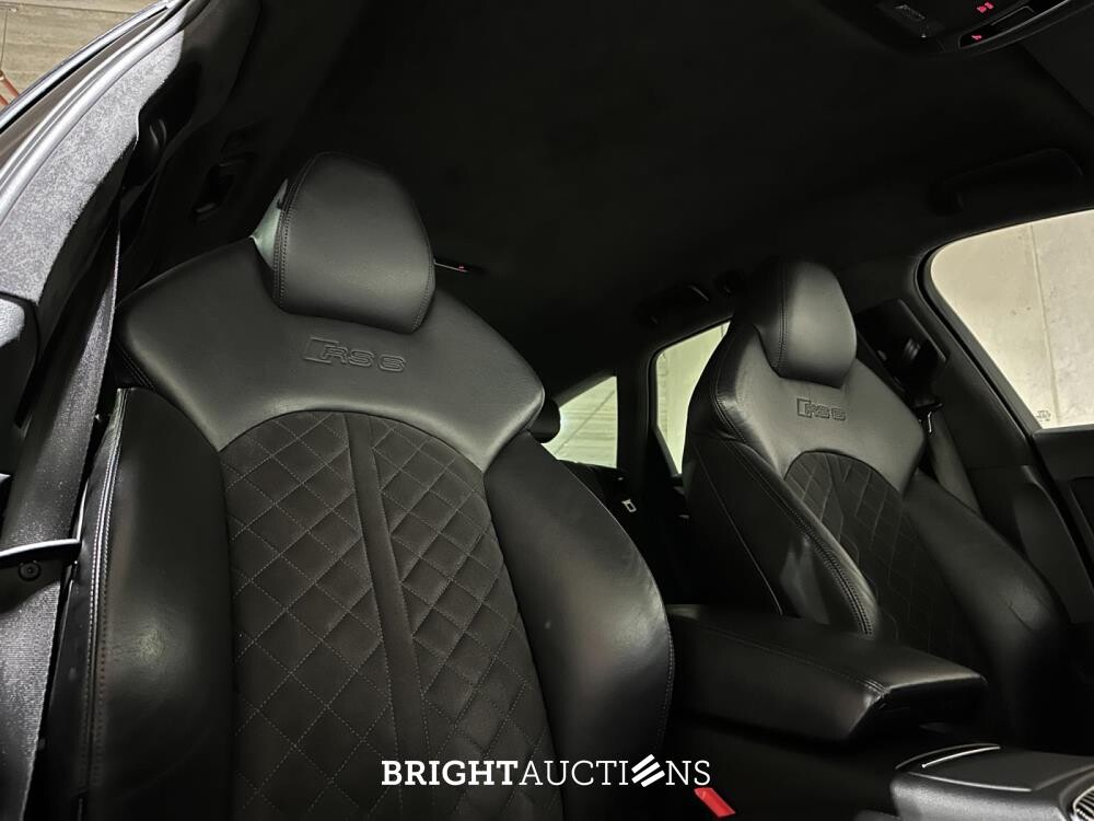 Audi RS6 Avant TFSI 4.0 V8 C7 561pk 2013
