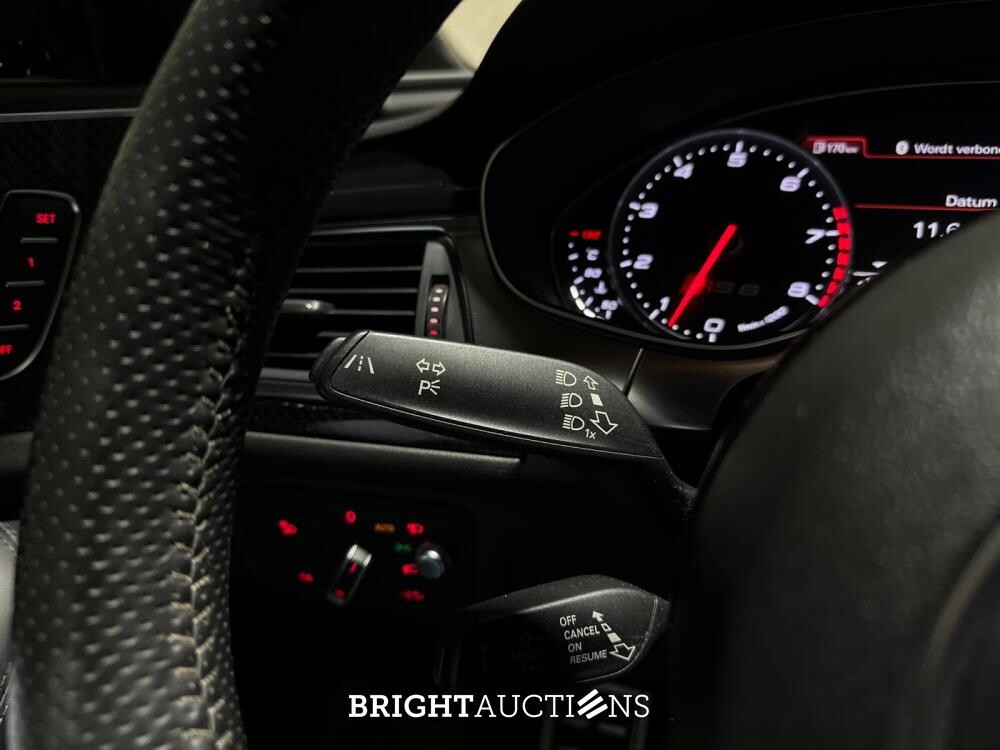 Audi RS6 Avant TFSI 4.0 V8 C7 561pk 2013
