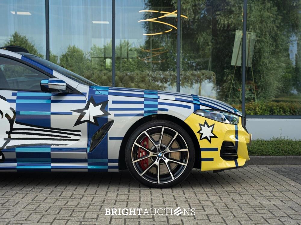 BMW M850i Gran Coupé 4.4 V8 xDrive -The 8 X Jeff Koons- M-Performance 530pk 2023 (1 van 99) (NEW) 8-Serie (Origineel-NL + 1e Eigenaar), X-004-JB