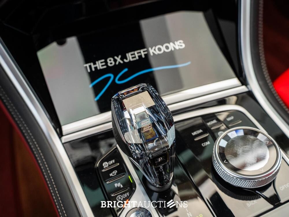 BMW M850i Gran Coupé 4.4 V8 xDrive -The 8 X Jeff Koons- M-Performance 530pk 2023 (1 van 99) (NEW) 8-Serie (Origineel-NL + 1e Eigenaar), X-004-JB