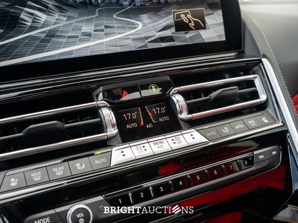 BMW M850i Gran Coupé 4.4 V8 xDrive -The 8 X Jeff Koons- M-Performance 530pk 2023 (1 van 99) (NEW) 8-Serie (Origineel-NL + 1e Eigenaar), X-004-JB