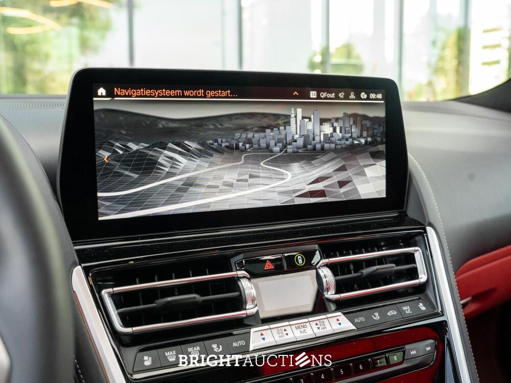 BMW M850i Gran Coupé 4.4 V8 xDrive -The 8 X Jeff Koons- M-Performance 530pk 2023 (1 van 99) (NEW) 8-Serie (Origineel-NL + 1e Eigenaar), X-004-JB