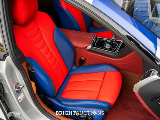 BMW M850i Gran Coupé 4.4 V8 xDrive -The 8 X Jeff Koons- M-Performance 530pk 2023 (1 van 99) (NEW) 8-Serie (Origineel-NL + 1e Eigenaar), X-004-JB