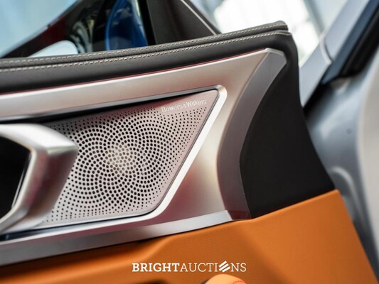 BMW M850i Gran Coupé 4.4 V8 xDrive -The 8 X Jeff Koons- M-Performance 530pk 2023 (1 van 99) (NEW) 8-Serie (Origineel-NL + 1e Eigenaar), X-004-JB
