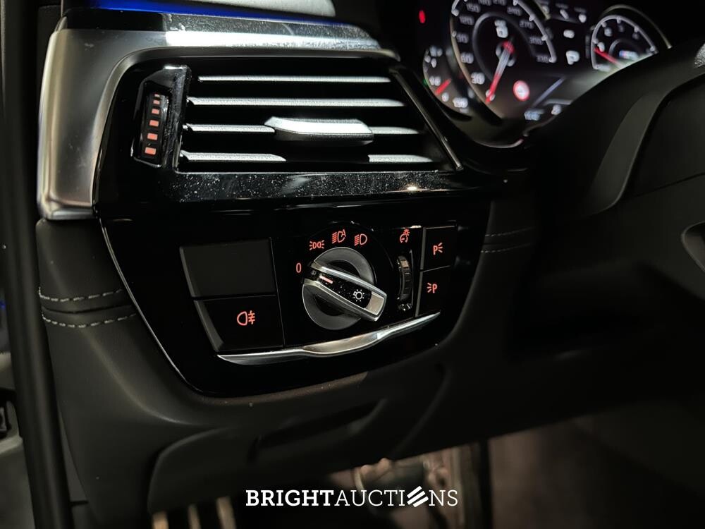 BMW M5 4.4 V8 M-Sport 600pk 2019 (Origineel-NL) 5-serie, XR-334-D