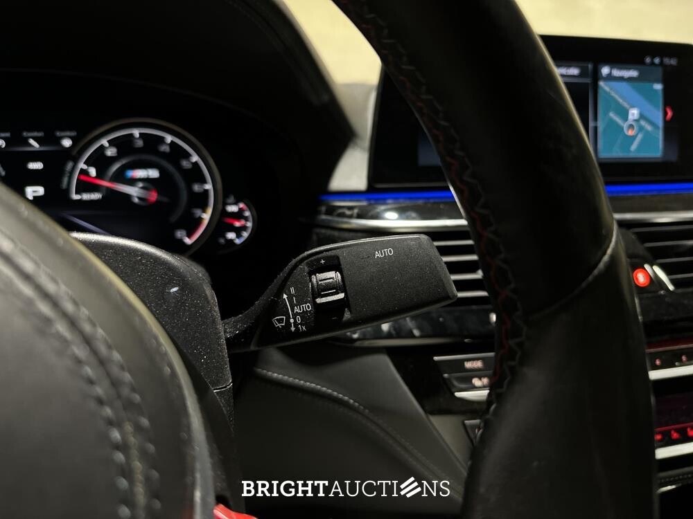 BMW M5 4.4 V8 M-Sport 600pk 2019 (Origineel-NL) 5-serie, XR-334-D