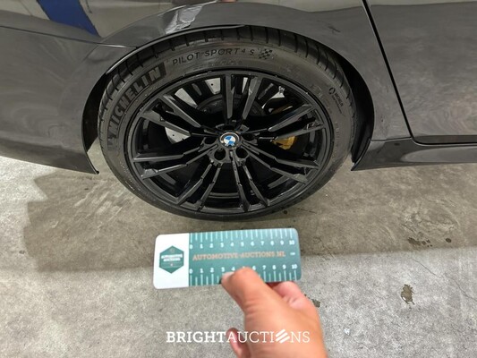 BMW M5 4.4 V8 M-Sport 600pk 2019 (Origineel-NL) 5-serie, XR-334-D