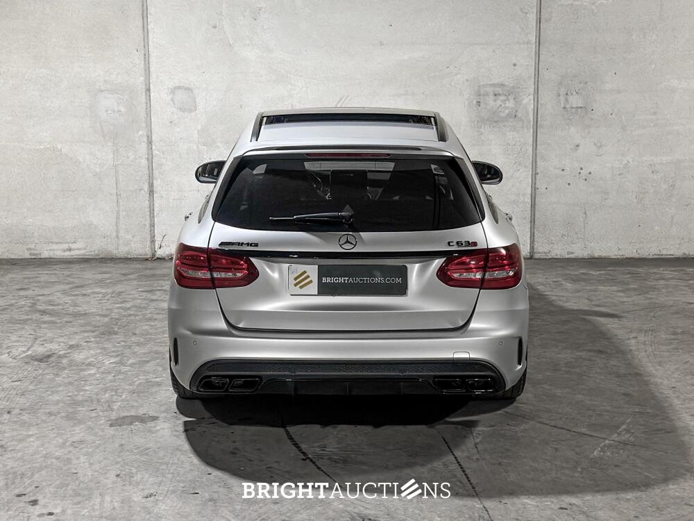 Mercedes-Benz C63s AMG 4.0 V8 510pk 2015 C-klasse Estate, ZH-705-L 