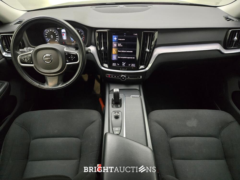 Volvo V60 B3 Momentum 2.0 163pk 2021 (Origineel-NL), K-150-JF
