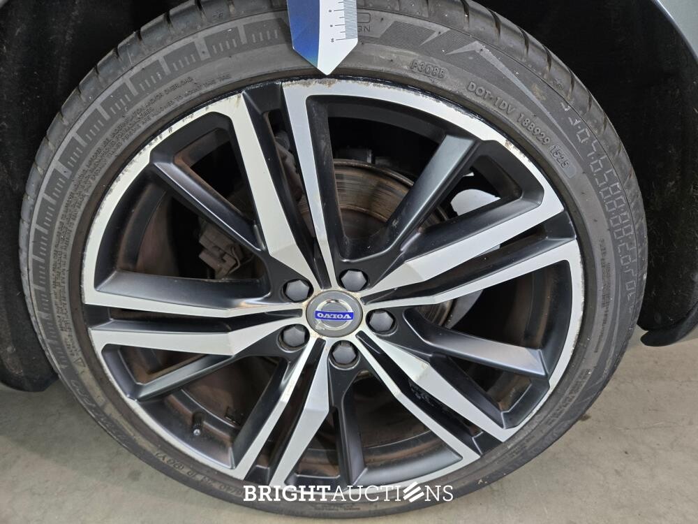 Volvo V60 B3 Momentum 2.0 163pk 2021 (Origineel-NL), K-150-JF