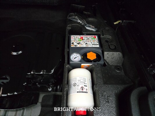 Volvo V60 B3 Momentum 2.0 163pk 2021 (Origineel-NL), K-150-JF