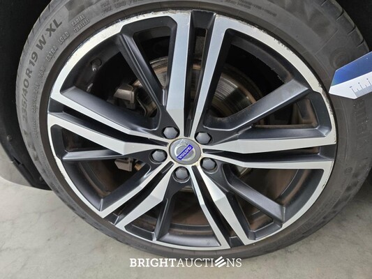 Volvo V60 B3 Momentum 2.0 163pk 2021 (Origineel-NL), K-150-JF