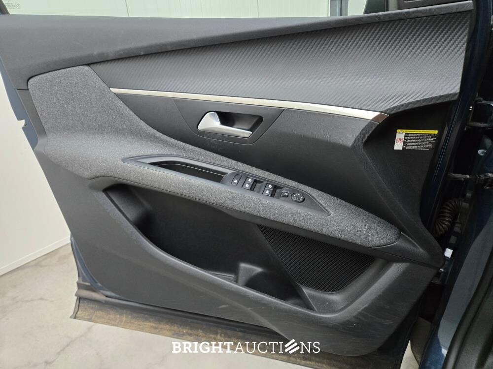 Peugeot 3008 Blue Lease Active 1.2 PureTech 131pk 2021 (Origineel-NL), K-810-KD