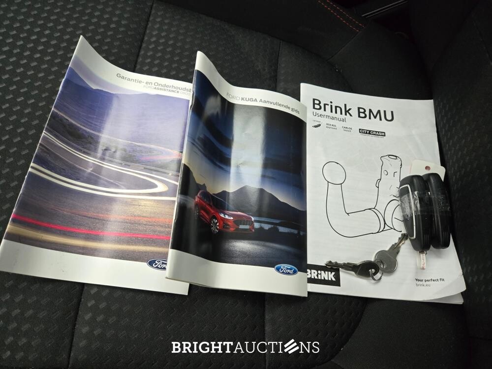 Ford Kuga PHEV Vignale 2.5 261pk 2022 (Origineel-NL), N-565-ZS