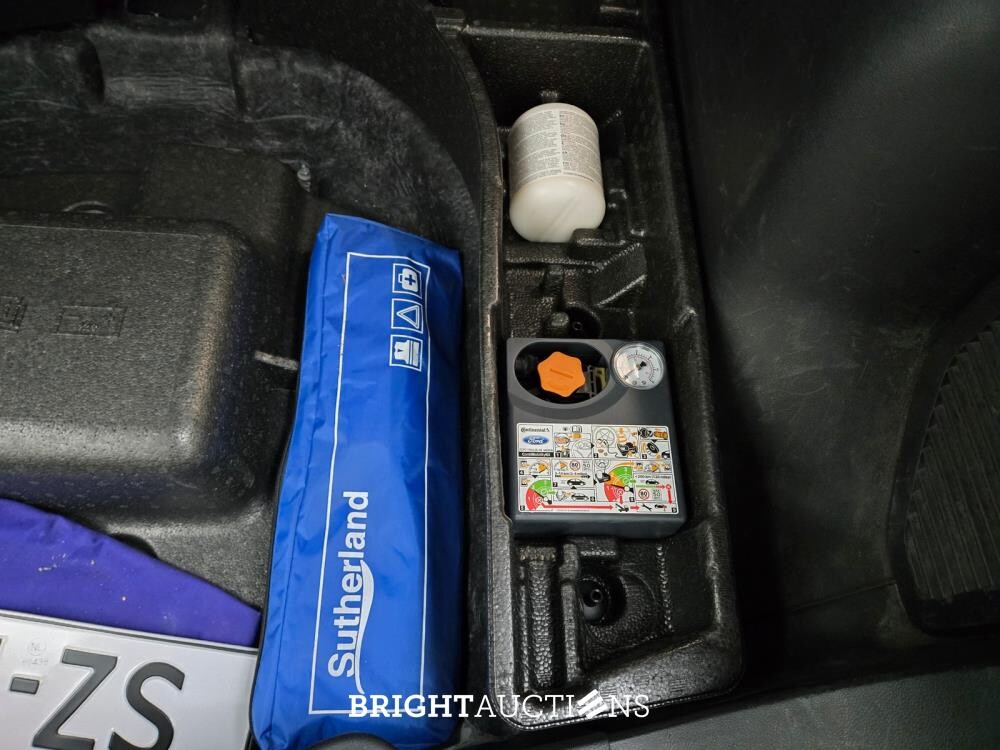 Ford Kuga PHEV Vignale 2.5 261pk 2022 (Origineel-NL), N-565-ZS