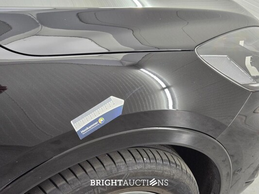 Ford Kuga PHEV Vignale 2.5 261pk 2022 (Origineel-NL), N-565-ZS
