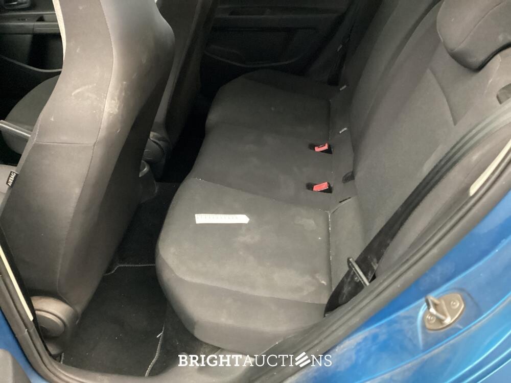 Volkswagen up! BMT move up! 1.0 60pk 2017 (Origineel-NL), KT-455-T