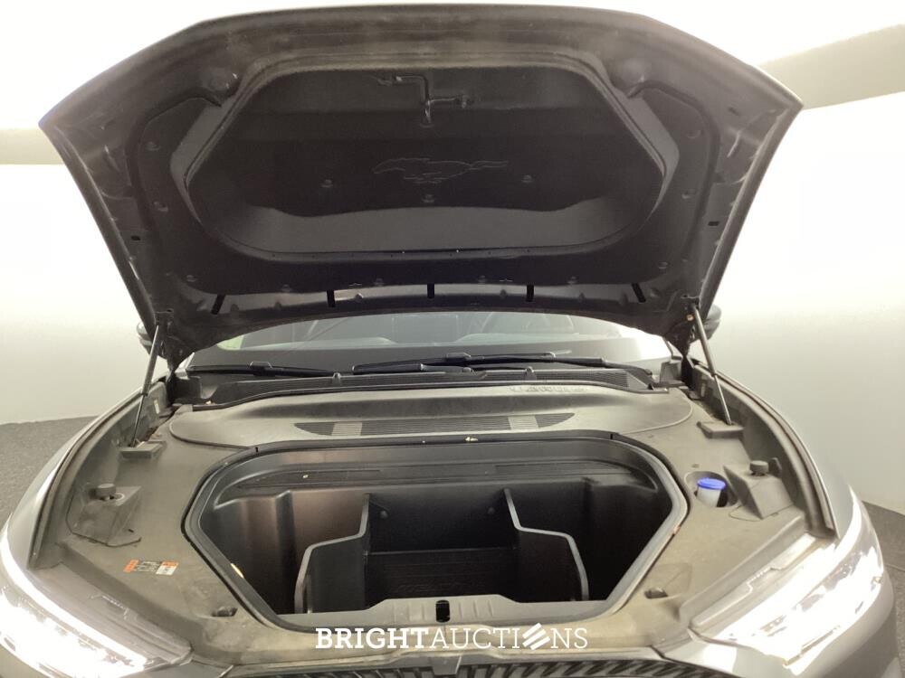 Ford Mustang Mach-E RWD 75 kWh 258pk 2021 (Origineel-NL), L-327-HK