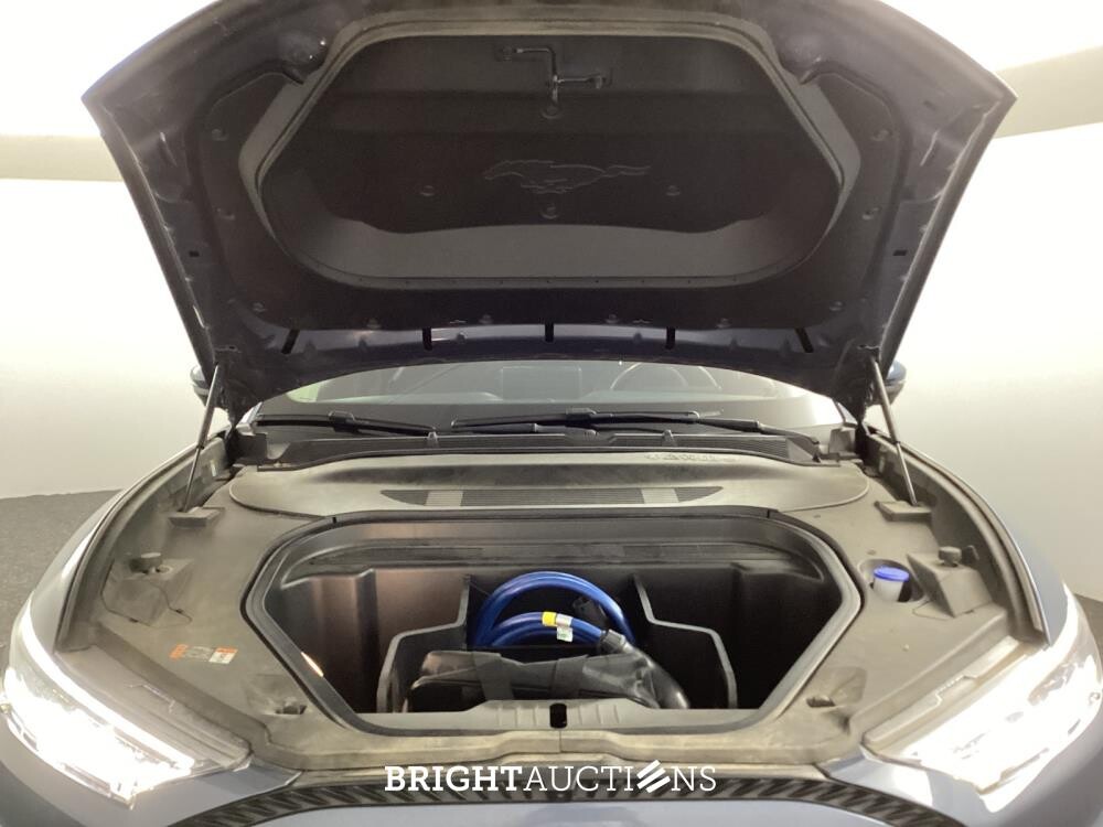 Ford Mustang Mach-E Extended RWD 98 kWh 286pk 2021 (Origineel-NL), L-647-PT