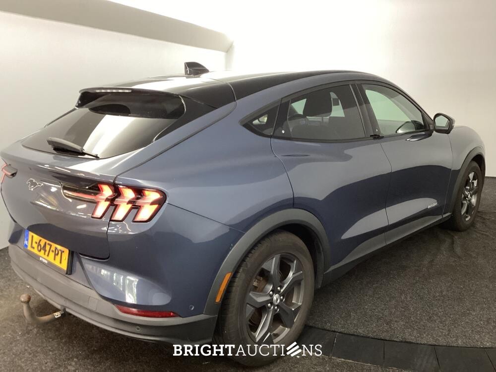 Ford Mustang Mach-E Extended RWD 98 kWh 286pk 2021 (Origineel-NL), L-647-PT