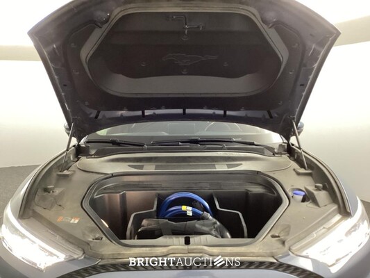 Ford Mustang Mach-E Extended RWD 98 kWh 286pk 2021 (Origineel-NL), L-647-PT