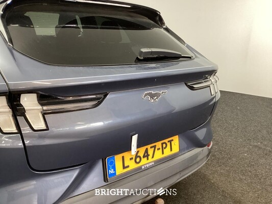 Ford Mustang Mach-E Extended RWD 98 kWh 286pk 2021 (Origineel-NL), L-647-PT