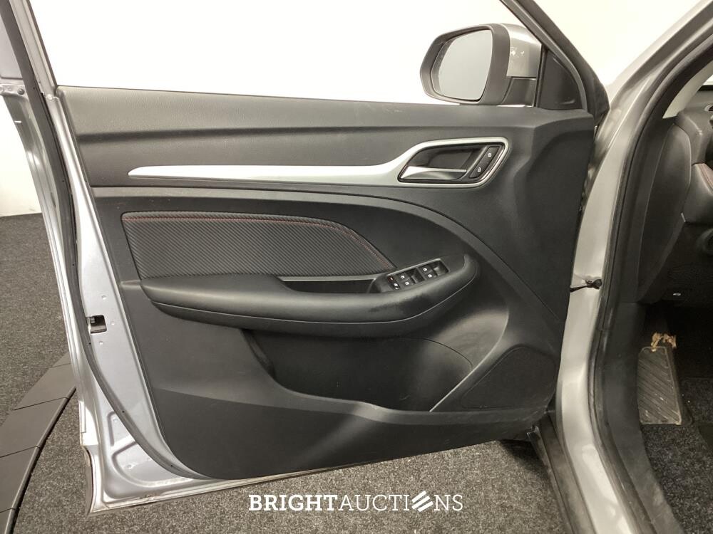 MG MG ZS EV EV Long Range Luxury 70 kWh 156pk 2021 (Origineel-NL), N-433-PS