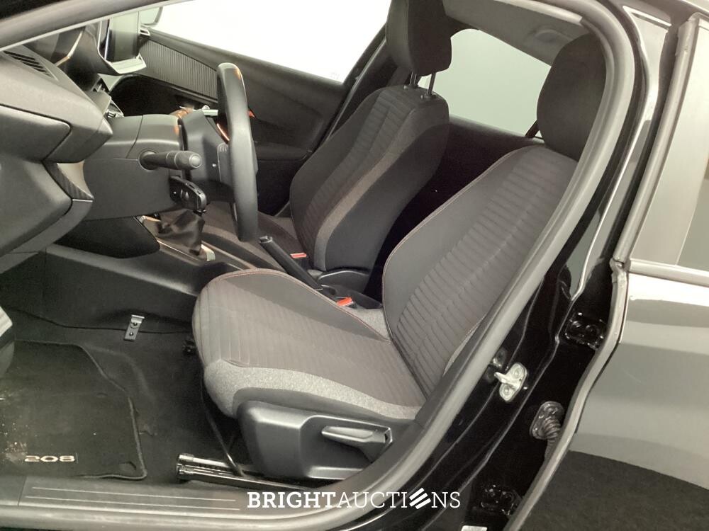 Peugeot 208 Active Pack 1.2 PureTech 101pk 2022 (Origineel-NL), P-729-ZX