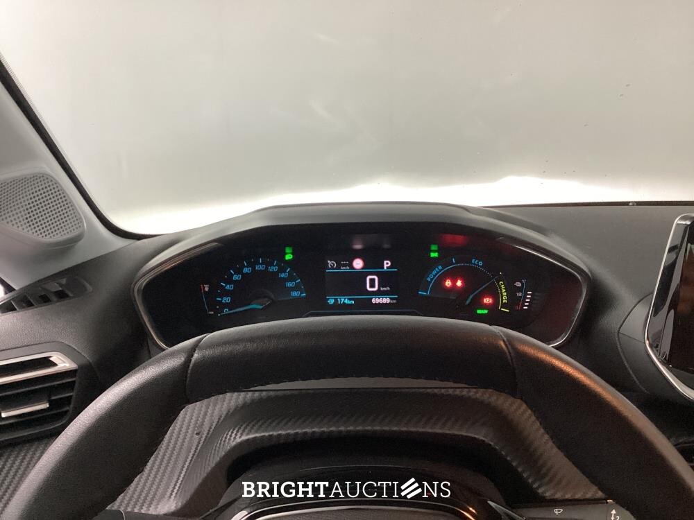 Peugeot 208 e- EV Active Pack 50 kWh 136pk 2023 (Origineel-NL), T-842-HL