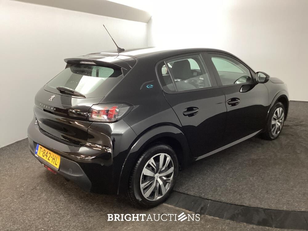 Peugeot 208 e- EV Active Pack 50 kWh 136pk 2023 (Origineel-NL), T-842-HL