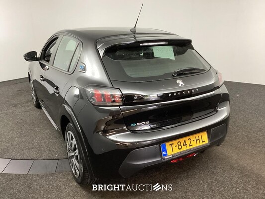 Peugeot 208 e- EV Active Pack 50 kWh 136pk 2023 (Origineel-NL), T-842-HL