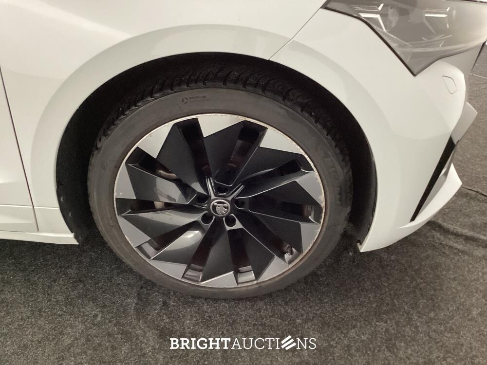 Škoda Enyaq iV 80 Sportline 204pk 2022 (Origineel-NL), P-620-FL