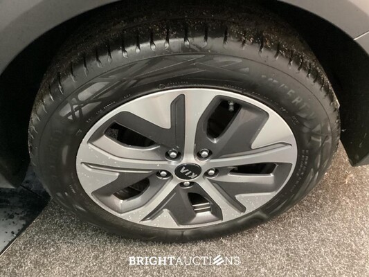 Kia Niro e- ExecutiveLine 64 kWh 204pk 2020 (Origineel-NL), H-398-ZD