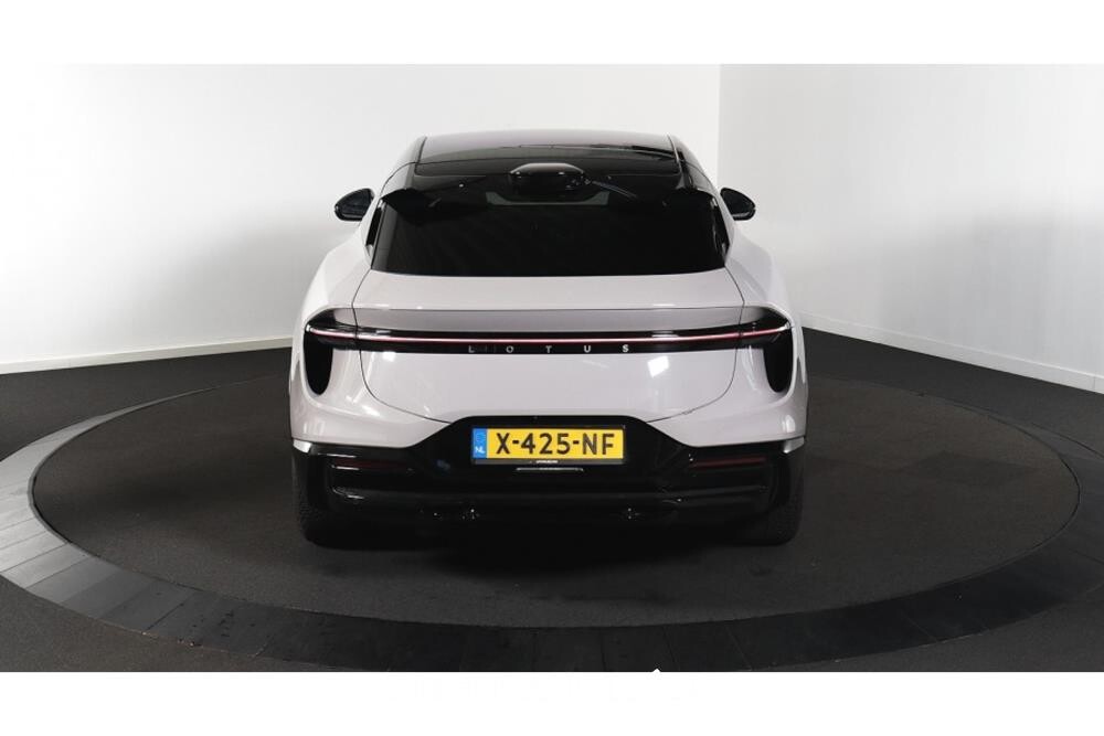 Lotus Eletre EDS 450 4WD 112 kWh 2023 (Origineel-NL), X-425-NF