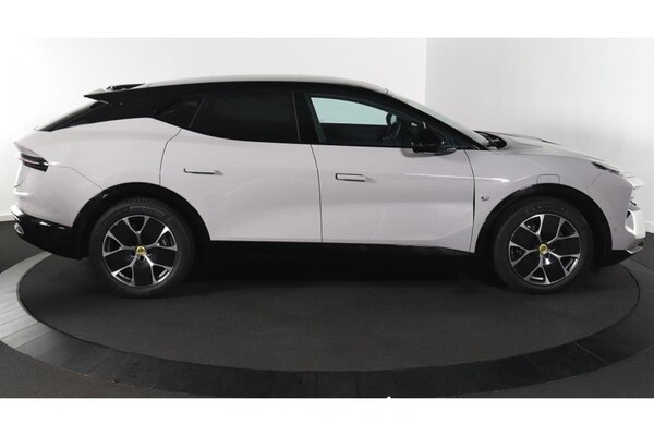 Lotus Eletre EDS 450 4WD 112 kWh 2023 (Origineel-NL), X-425-NF