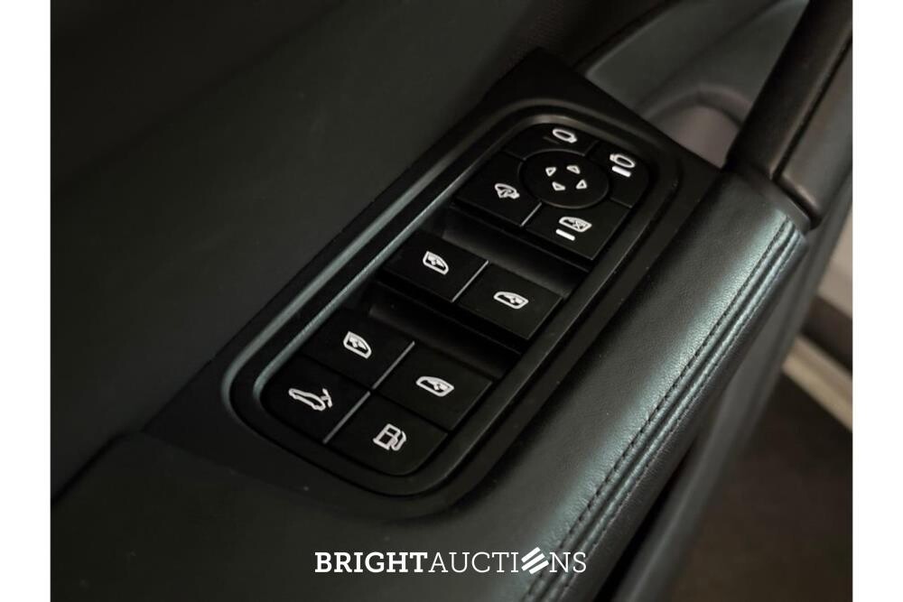 Porsche Cayenne E-Hybrid 3.0 481pk 2024 (Origineel-NL), Z-644-HB
