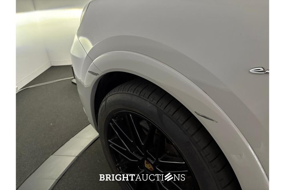 Porsche Cayenne E-Hybrid 3.0 481pk 2024 (Origineel-NL), Z-644-HB