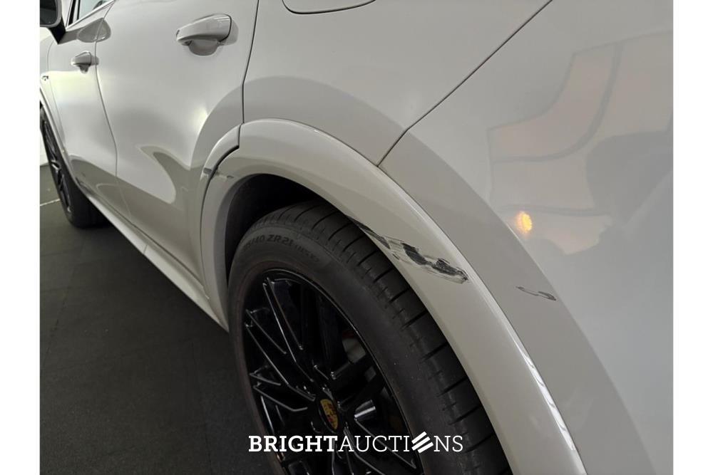 Porsche Cayenne E-Hybrid 3.0 481pk 2024 (Origineel-NL), Z-644-HB