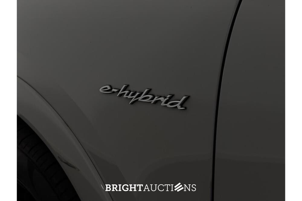 Porsche Cayenne E-Hybrid 3.0 481pk 2024 (Origineel-NL), Z-644-HB