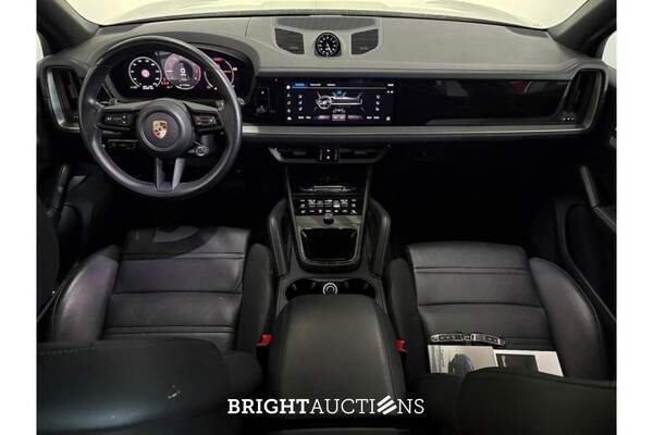 Porsche Cayenne E-Hybrid 3.0 481pk 2024 (Origineel-NL), Z-644-HB