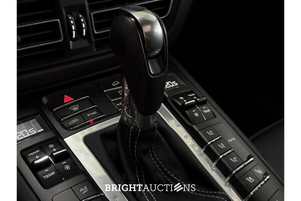 Porsche Macan GTS 2.9 380pk 2021 (Origineel-NL), K-562-NV
