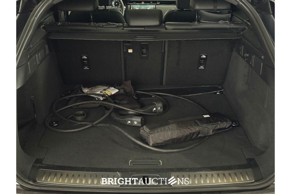 Land Rover Range Rover Velar P400e Dynamic HSE PHEV 2.0 AWD 443pk 2024 (Origineel-NL), Z-139-HJ