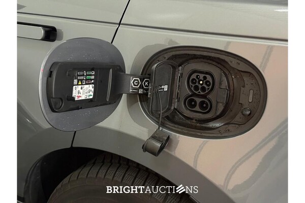 Land Rover Range Rover Velar P400e Dynamic HSE PHEV 2.0 AWD 443pk 2024 (Origineel-NL), Z-139-HJ
