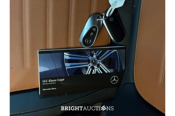 Mercedes-Benz GLC 300 e 4MATIC AMG Line 340pk 2024 (Origineel-NL) GLC-Klasse, GJN-24-B