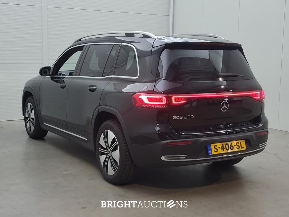 Mercedes-Benz EQB 25067 BusinesS-Line 7p 67 kWh 190pk 2023 (Origineel-NL) EQB-Klasse, S-406-SL