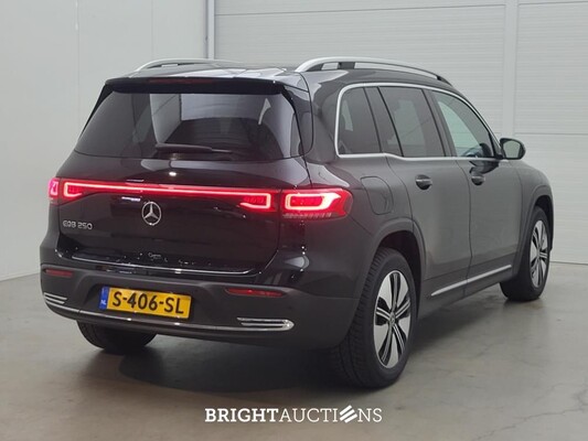 Mercedes-Benz EQB 25067 BusinesS-Line 7p 67 kWh 190pk 2023 (Origineel-NL) EQB-Klasse, S-406-SL