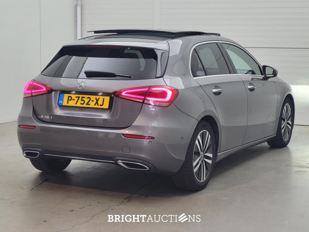 Mercedes-Benz A180 Luxury Line 136pk 2022 (Origineel-NL) A-klasse, P-752-XJ
