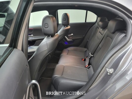 Mercedes-Benz A180 Luxury Line 136pk 2022 (Origineel-NL) A-klasse, P-752-XJ