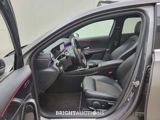 Mercedes-Benz A180 Luxury Line 136pk 2022 (Origineel-NL) A-klasse, P-752-XJ